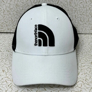 The North Face Mudder Trucker Hat Snapback Mesh
